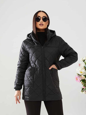 Pikowana kurtka z kapturem – czarna