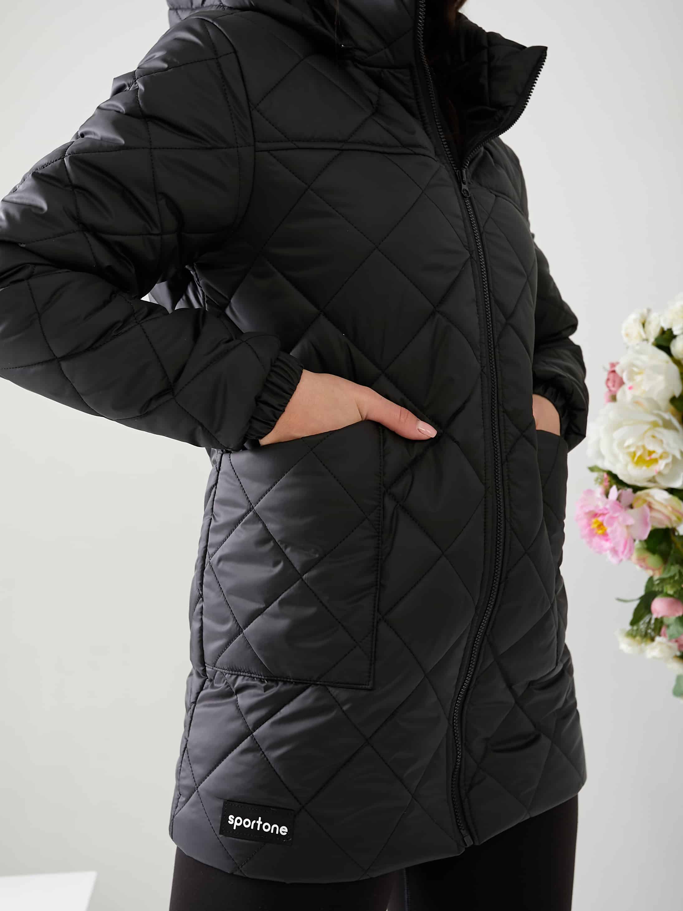 Pikowana kurtka z kapturem – czarna