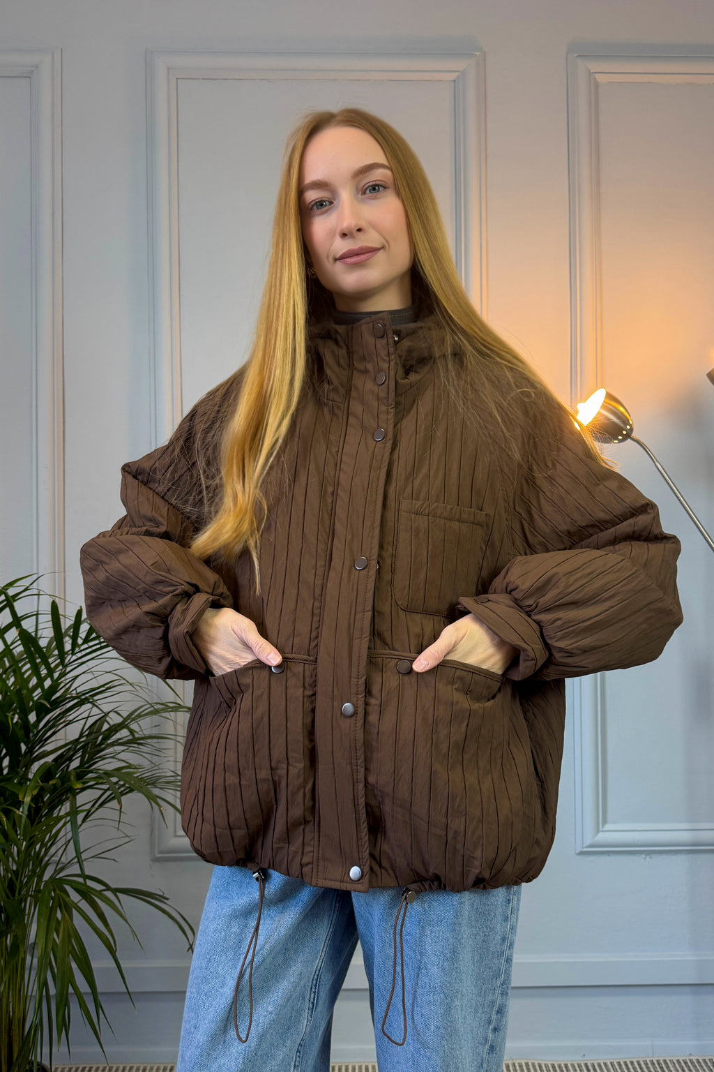 Pikowana kurtka w kolorze czekoladowym