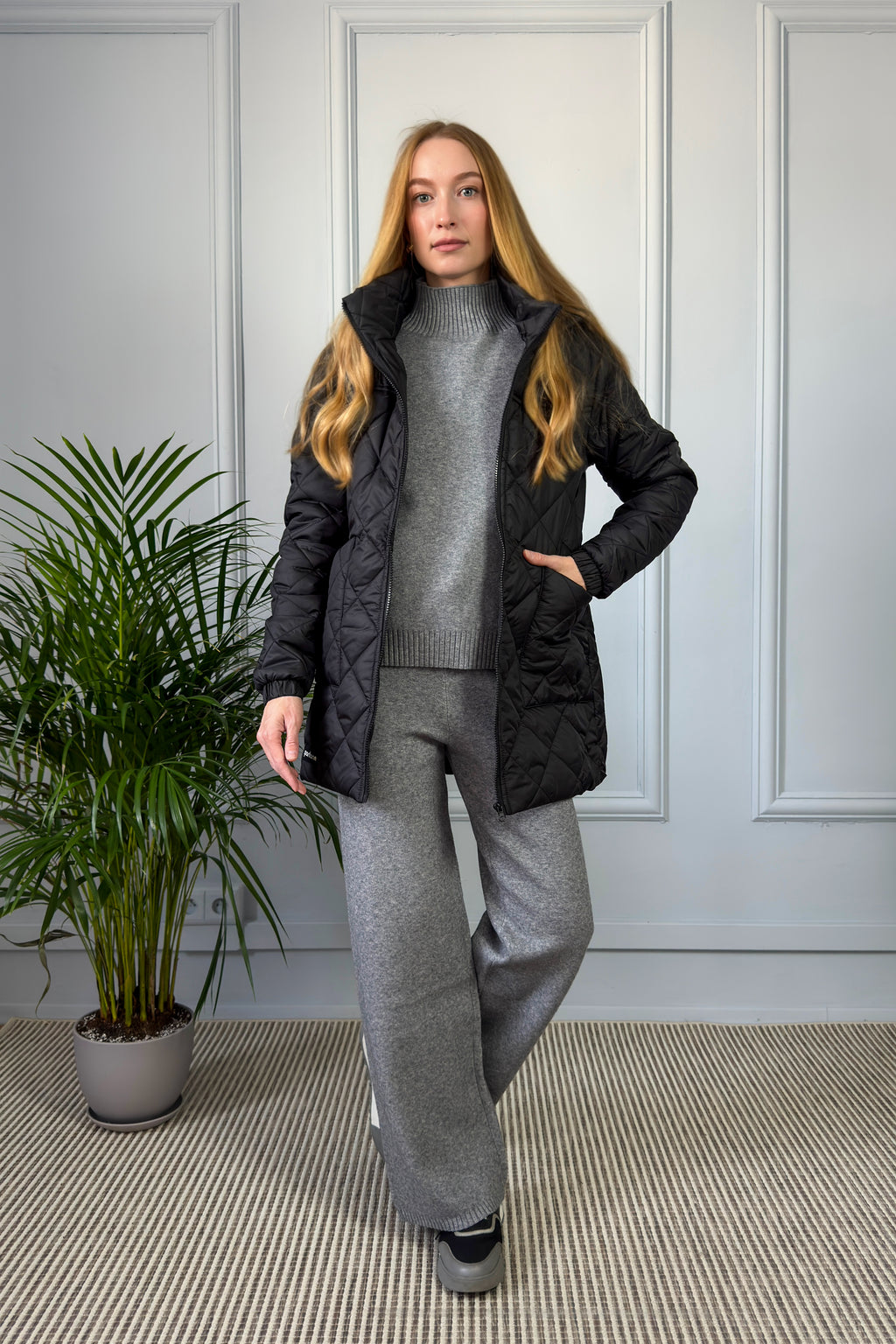 Pikowana kurtka z kapturem – czarna