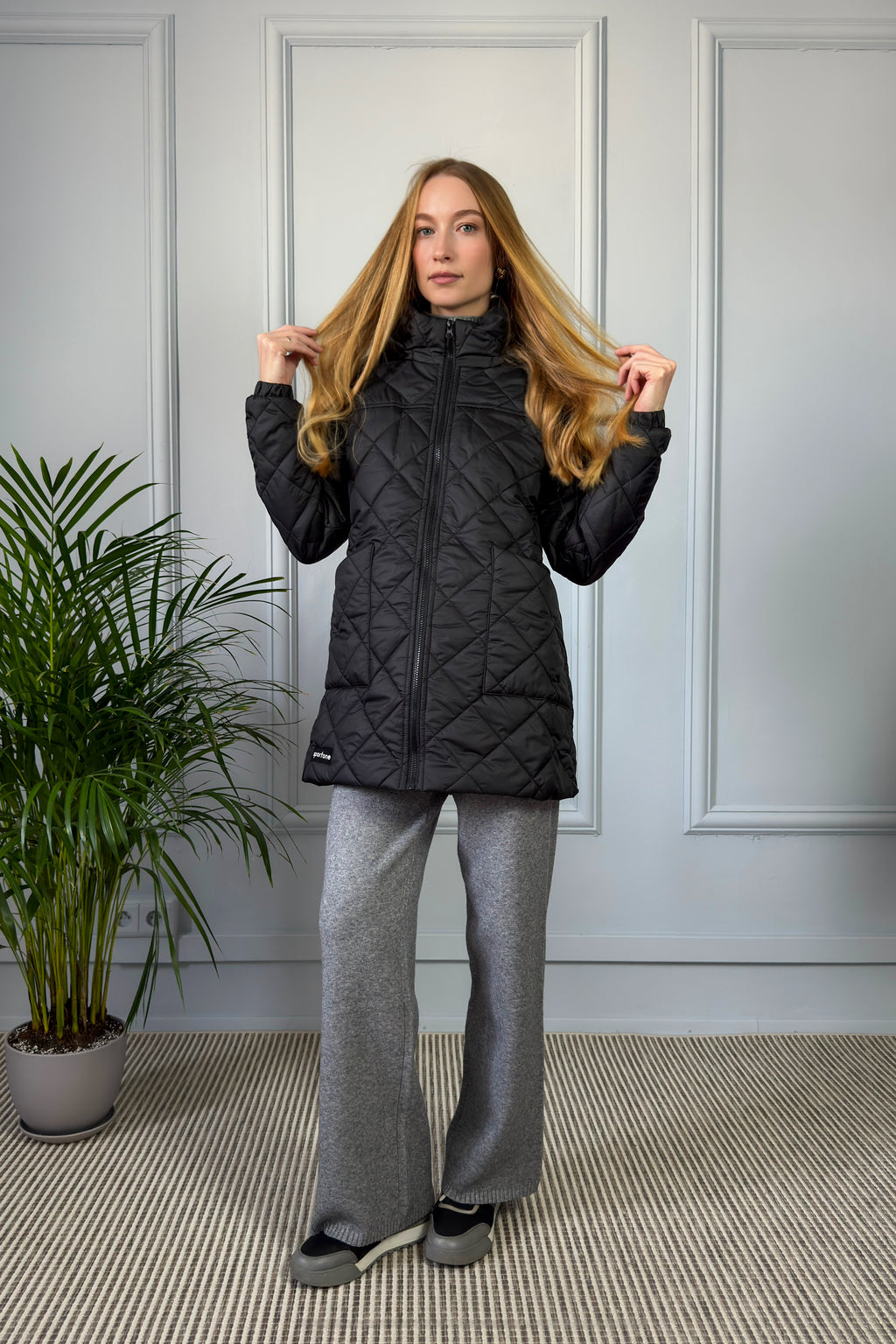 Pikowana kurtka z kapturem – czarna