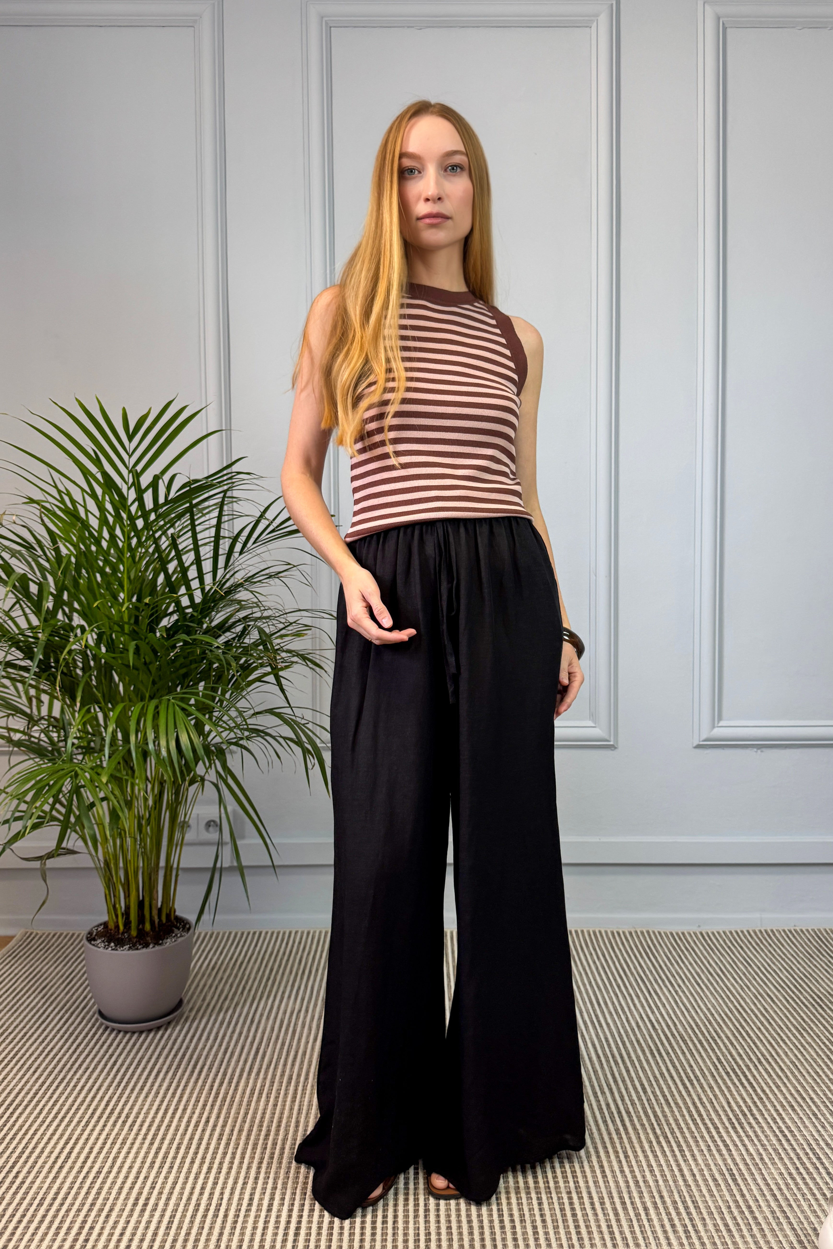 Wiosenny, elegancki top prążkowany