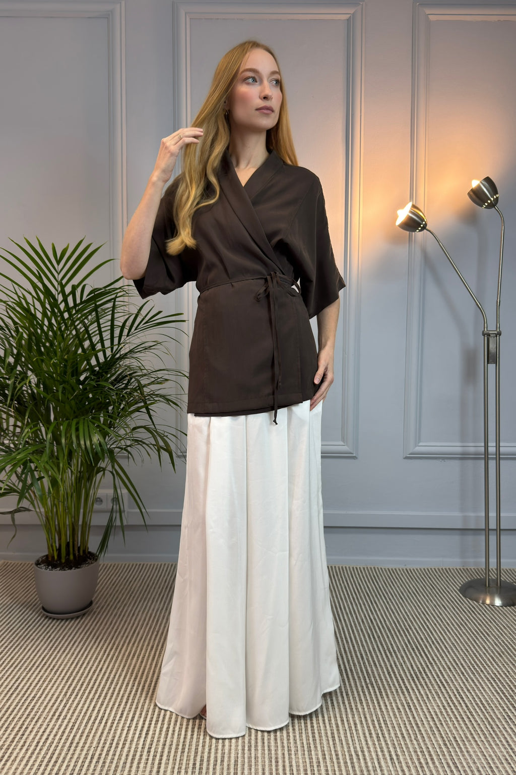 Brązowa bluzka kopertowa