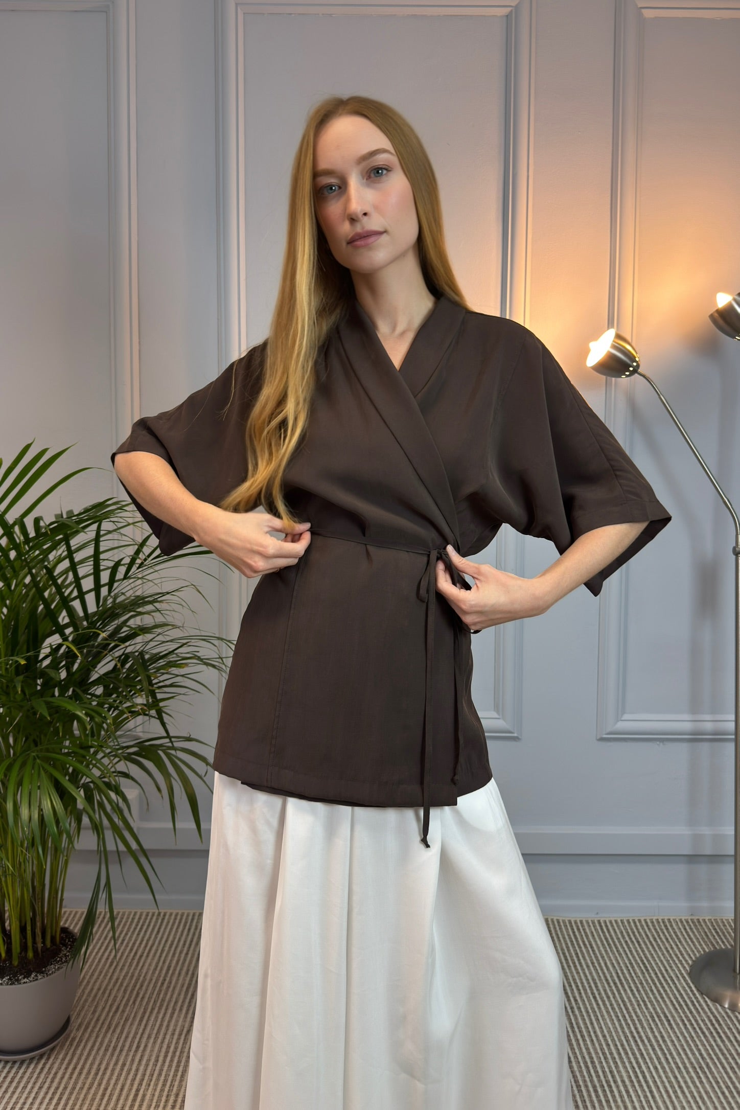 Brązowa bluzka kopertowa