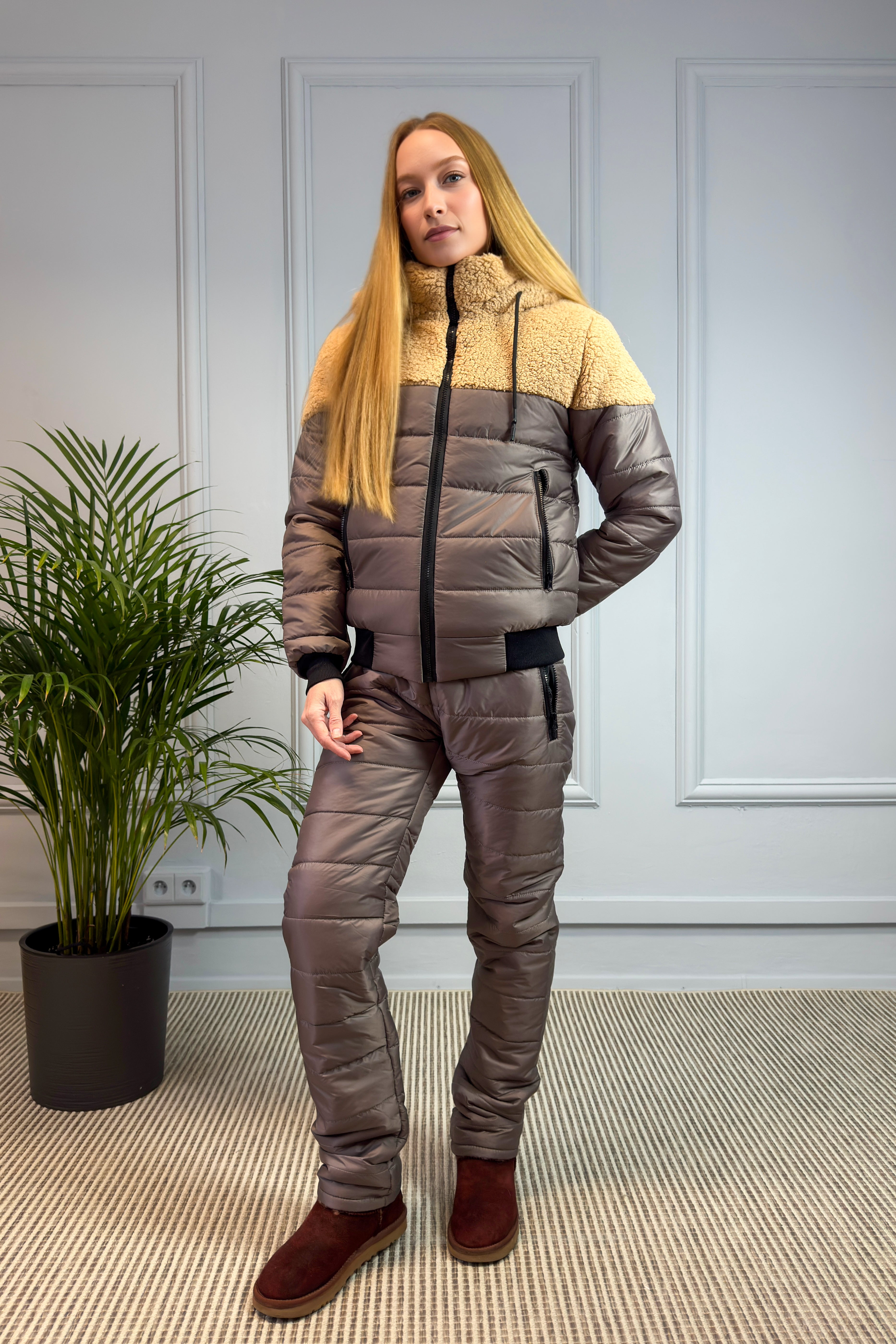 Ocieplany komplet z misiem kawowy