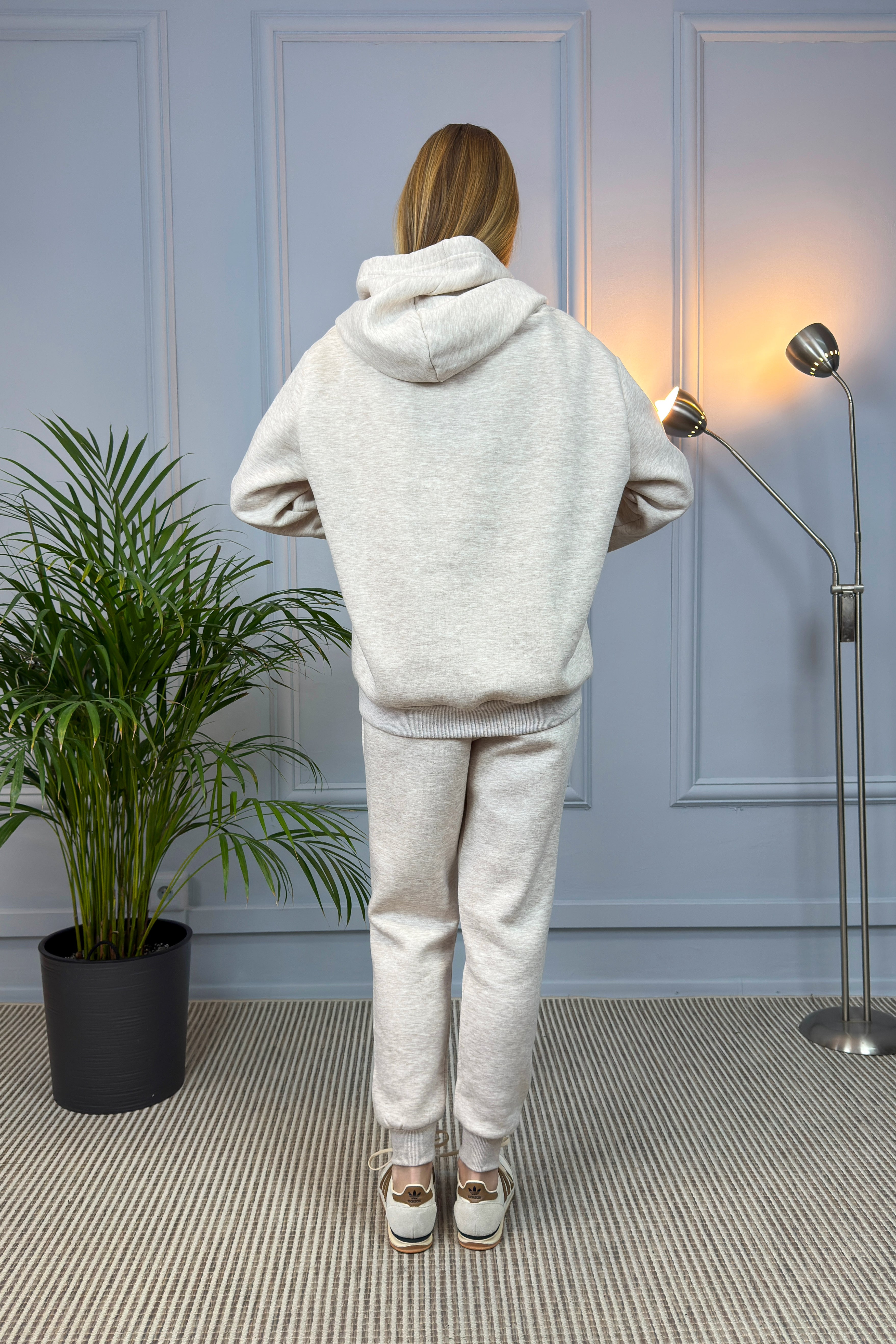 Komplet dresowy z haftem „SIMPLY” – beżowy melanż