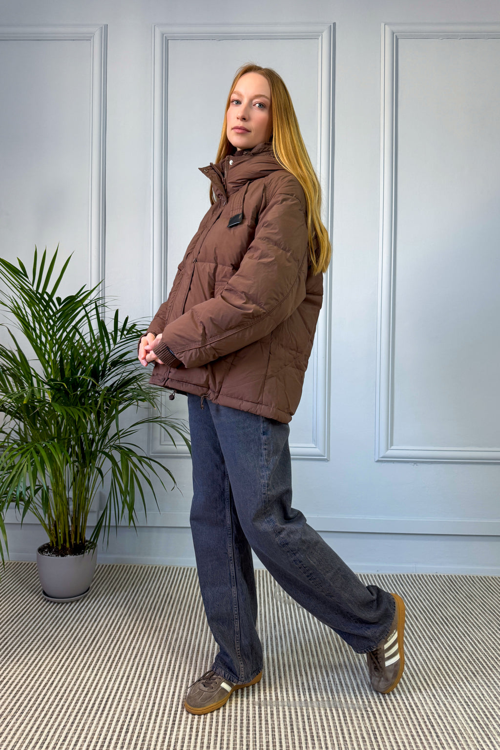 Pikowana kurtka oversize z kapturem – brązowa