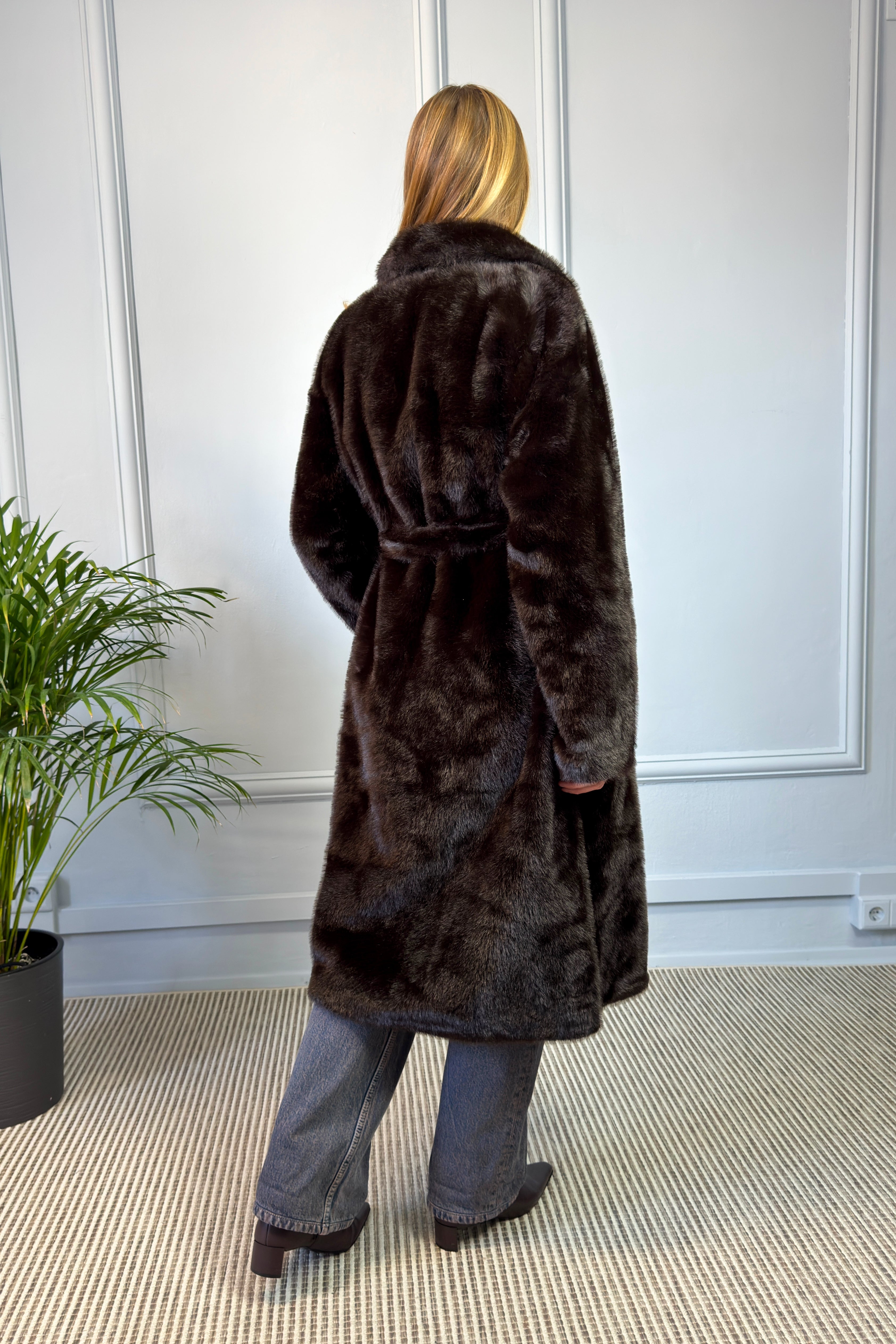 Klasyczne futro sztuczne czekoladowe