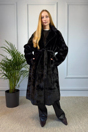 Klasyczne futro czarne z paskiem