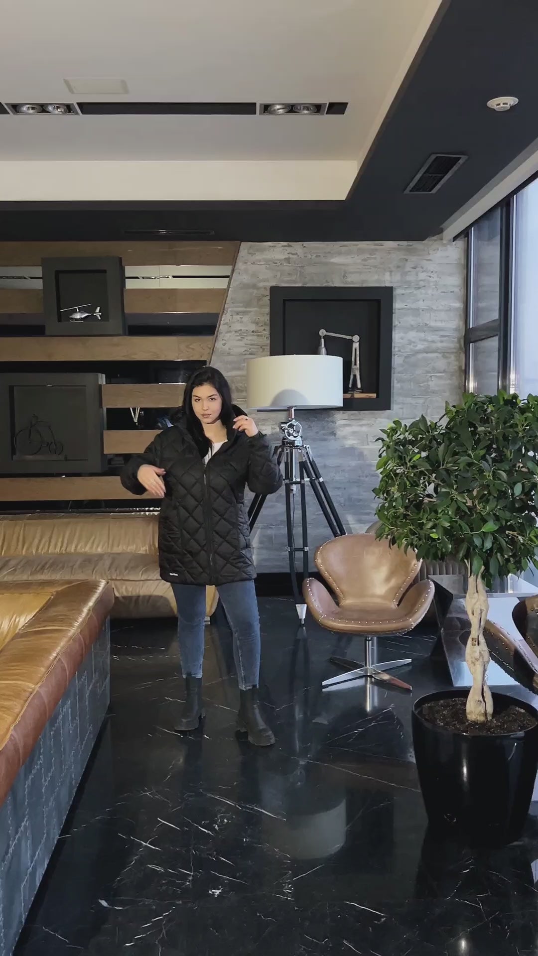 Pikowana kurtka z kapturem – czarna